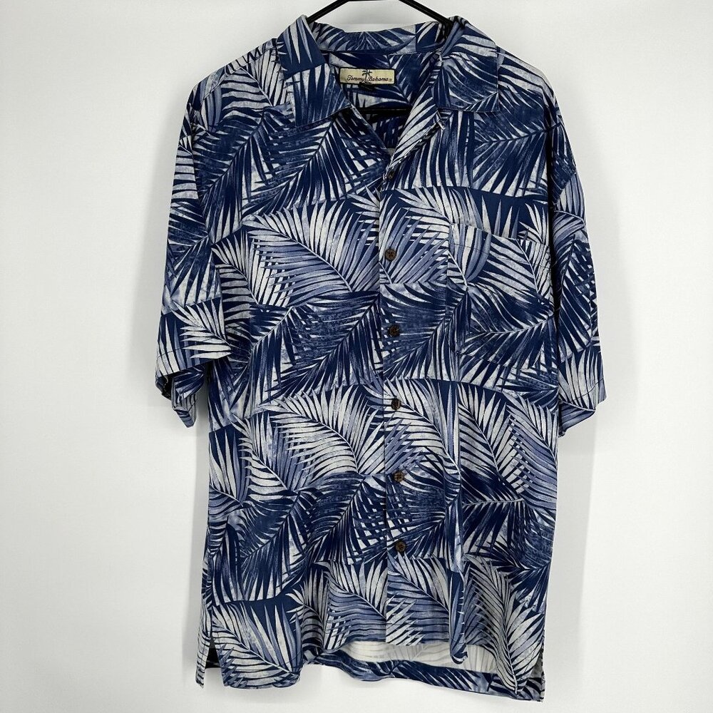 Tommy Bahama Tropical Vacation Shirt Size Large 100% Silk‎ Short Sleeve